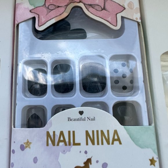 nails - Picture 12 of 13